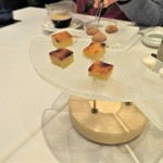 レーヌ デ プレ - ミニャルディーズ