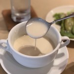 トラットリア ロッソネロ - ジャガイモの冷製スープ