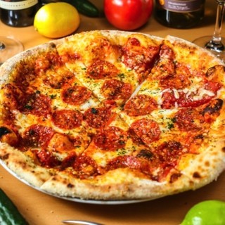 本格石窯で焼くピザ！１番人気のペパロニピザは１６００円