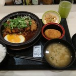 松のや - 旨辛味噌煮込みロースかつ鍋定食