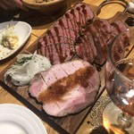 酒場食堂 もんぱち 坂ノ上 - 肉3種盛り