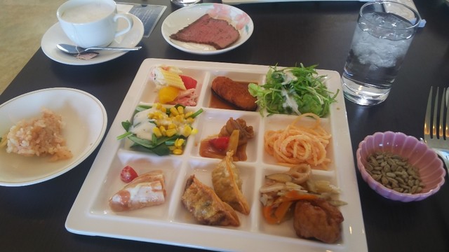 ワールドダイニング トレシェーナ ウッディタウン中央 バイキング 食べログ ワールドダイニング トレシェーナ ウッディタウン中央 バイキング 食べログ