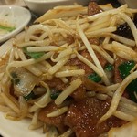 中華台湾料理 新台北 - レバニラ炒め定食（750円）