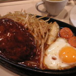 モンドール - ハンバーグもやし付き1,020円