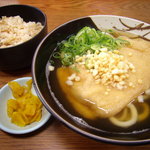 四國うどん　大介 - きつねうどんとかやくご飯の定食♪