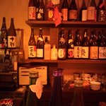 こふく - お酒の棚　また増えてる