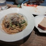 ステッサ - 都萬牛ラグーと季節野菜のパスタ