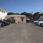 一成 - こんなに繁盛してる
      日曜日の１２時過ぎの駐車場