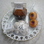 ラトリエ　ルートブルーエ - 焼き菓子　プチ・ローズ　スノーボール　ショコラ・デ・ボア