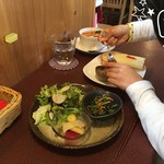 ジャム cafe 可鈴 - 【週替わりランチ(1,050円)】娘はパンに付いてくる手作りジャムが特に好きなんです(^^)