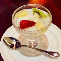 萬珍樓 本店 - 杏仁豆腐