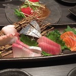 Jidori Washoku Koshitsu Izakaya Torisai - 鮮魚お造り5種盛り