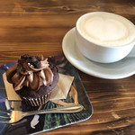 CUPS coffee & cupcakes - 