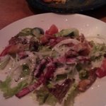 洋風居酒屋 アーリオ - 撮影前に食べてしまったｼｰｻﾞｰｻﾗﾀﾞとﾋﾟｻﾞ