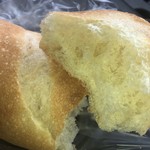 パン工房 アンマローネ - 柔らかいフランスパン 塩っぱい！