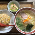 ラーメン天馬 - 半ちゃん 750円+みそ50円