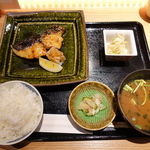 お料理とお酒 五万米 - 焼魚定食（鰆照焼）　1200円