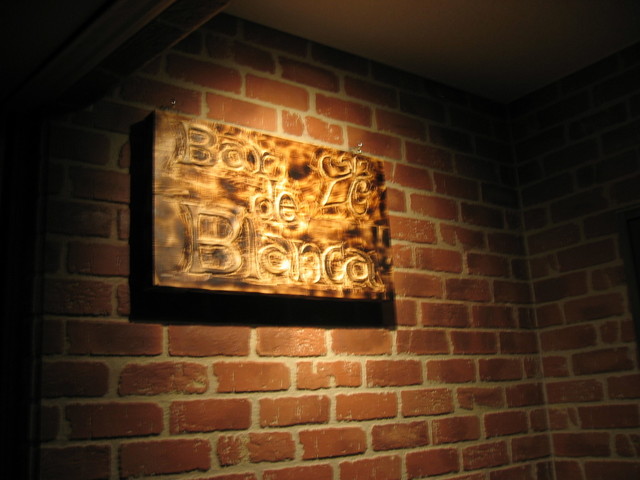 バル・デ・ブランカ 五所川原のダイニングバー｜夜間営業の隠れ家