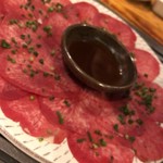 黒毛和牛まるごと一頭買い 炭火焼肉 道頓堀みつる 本店 - 