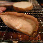 炉ばた雷橋 - 肉厚のしいたけ