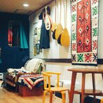 中東カフェ・文化サロン フィンジャン - 内観