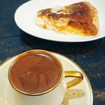 中東カフェ・文化サロン フィンジャン - トルココーヒー(チョコ)＆カザンディビ