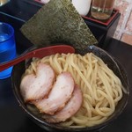 梶原製麺所 - 【つけめん大盛￥700(税込)】
並盛・中盛・大盛→同料金!!
あつもりにしてもらいました♪
生姜がきいたチャーシュー美味♪美味♪