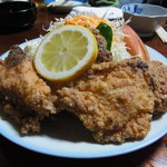 居酒屋 ひがし - とり唐揚、650円
