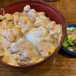 鳥焼 辰の字 - 親子丼 850円 税込