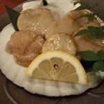 えんや - ホタテのバター醤油焼き