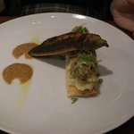 アベス - 前菜　さんまと自家製パイのクリーミーなタルト　アーモンドソース