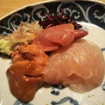 103273266 - 刺身三点盛り