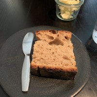 ラ・ボンヌターブル - 