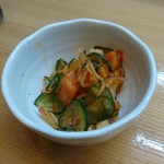 空飛ぶ　うさぎ - お通しのキムチ