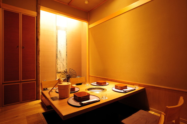 座席 神楽坂 翔山亭 神楽坂本館 ショウザンテイ 飯田橋 焼肉 食べログ