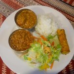 サティヤム - ランチBセット（チキンキーマ、野菜、チキンのみカバブ）