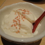 出来立ておぼろ豆富に梅ごまをかけて