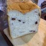 高級食パン専門店あずき 二子玉川店 - 