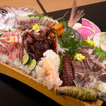 朝どれ鮮魚と完全個室 彩粋