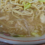 ラーメン二郎 - 旨味とネギの風味最高のスープ