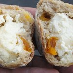 ゴロンと大きなクリームチーズ入り