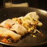 黒猫夜 - 【2011/10】陳さんの村の中国クレープギョウザ（980円）♪じゅーじゅー。