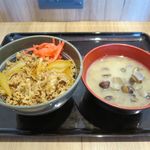 吉野家 - 牛丼小盛＋しじみ汁（360円＋160円）