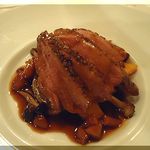 ＤＯＬＣＥＴＴＯ - 仏産鴨胸肉のロースト 柿とポルト酒のソース￥2300 