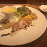 ラガッツァ - バランスのとれた前菜盛り〜