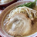 河童の雫 - ラーメン中（600円）