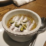 ヴィネリア・タユート - ピスタチオのクレームブリュレ