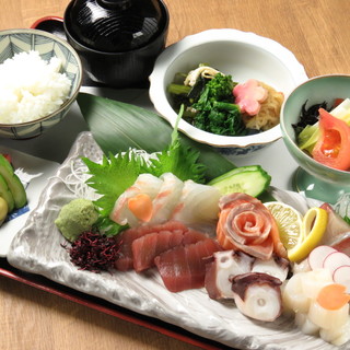 日本酒とおばんざいの京酒場 けんすい錦_1