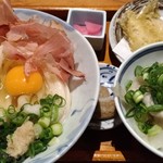 讃岐うどん 野らぼー - 本日のランチ（うどん＋塩豚丼＋ジャコ天）