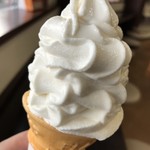 駒ヶ岳サービスエリア（上り） フードコート - 生乳ソフトクリーム＠300円